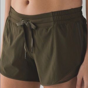 Lululemon Green Hotty Hot Short